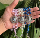 Terço Nossa Senhora Aparecida com Pérolas - Fé e Devoção em Suas Mãos