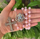 Terço Nossa Senhora Aparecida com Pérolas - Fé e Devoção em Suas Mãos