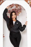 Jaqueta Corta Vento Feminina –  Conforto e Proteção em Todos os Momentos