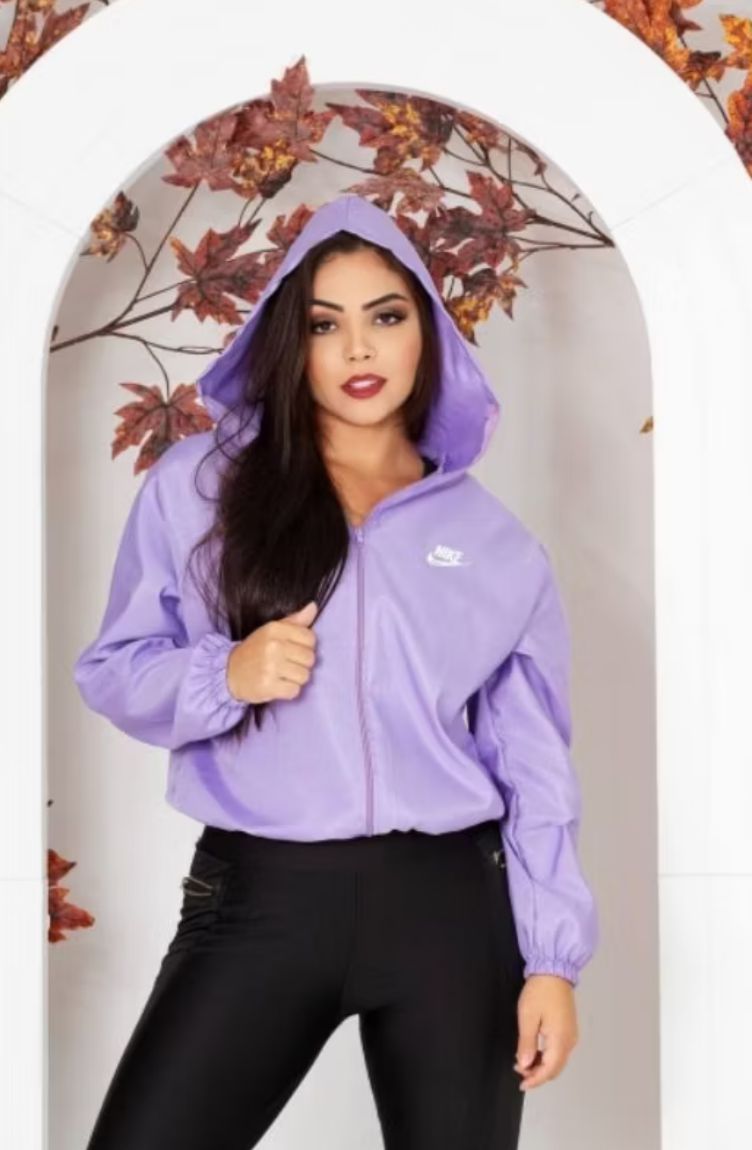 Jaqueta Corta Vento Feminina –  Conforto e Proteção em Todos os Momentos